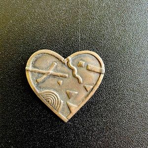 Jewelry- heart pin.